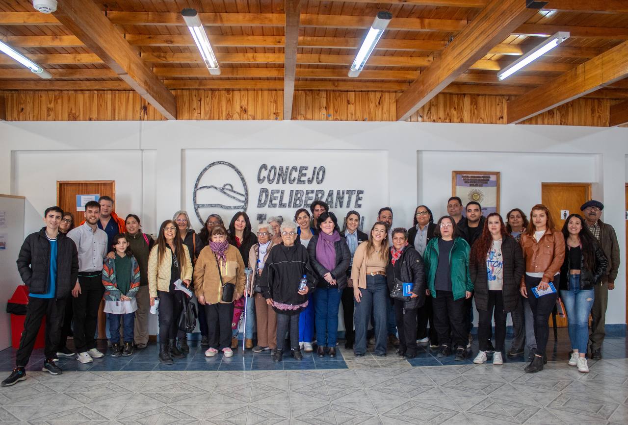 Gran concurrencia en la charla “La importancia del consejo en la farmacia”