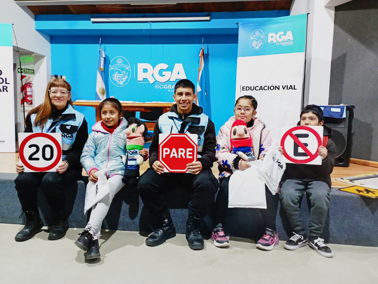 Infancias riograndenses aprenden sobre Educación Vial