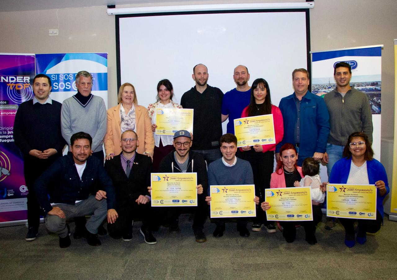 El municipio acompañó  el premio "Joven Empresario" de Tierra del Fuego 2024.