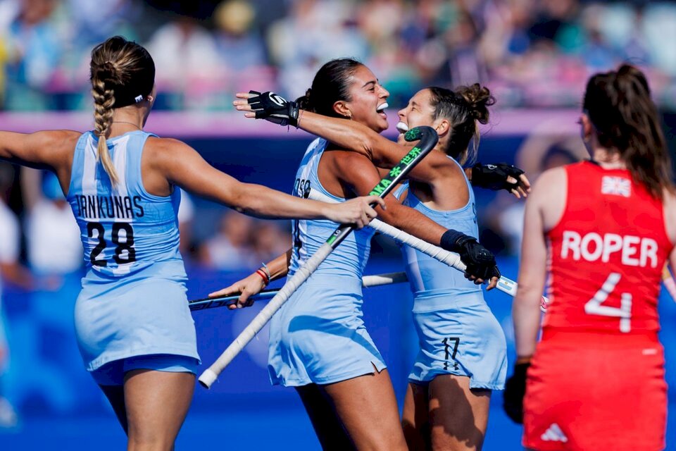 Las Leonas golearon a Gran Bretaña y esperan rival en cuartos de final.