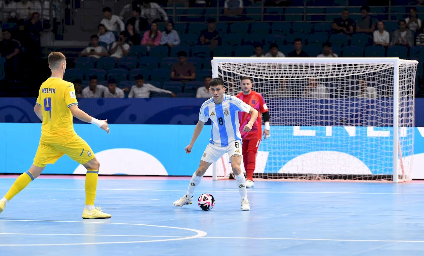 Argentina arrasó 7-1 ante Ucrania en el Mundial de Futsal.