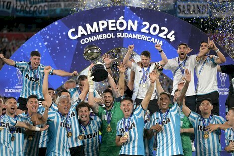 Racing campeón de la Copa Sudamericana: goleó 3-1 a Cruzeiro y rompió una racha de 36 años.