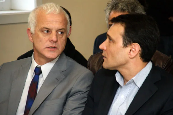 Gustavo Longhi junto a Fabio Marinello, durante el acto del viernes.