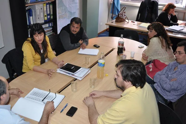 María Grieco y referentes de ATSA, durante la reunión en Ushuaia.