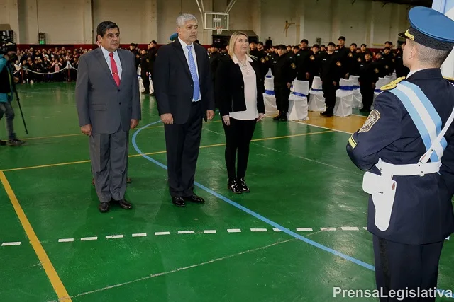 Egresaron 96 nuevos policías al servicio de la comunidad de Río Grande 