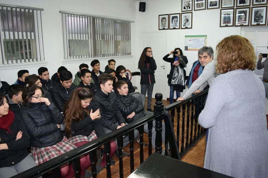 Alumnos del Colegio EMEI visitaron el Concejo Deliberante 