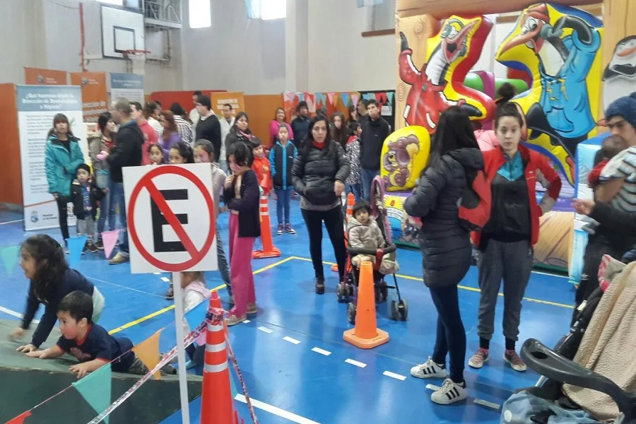 Sábado de fiesta en el Polideportivo margen sur con una karmesse