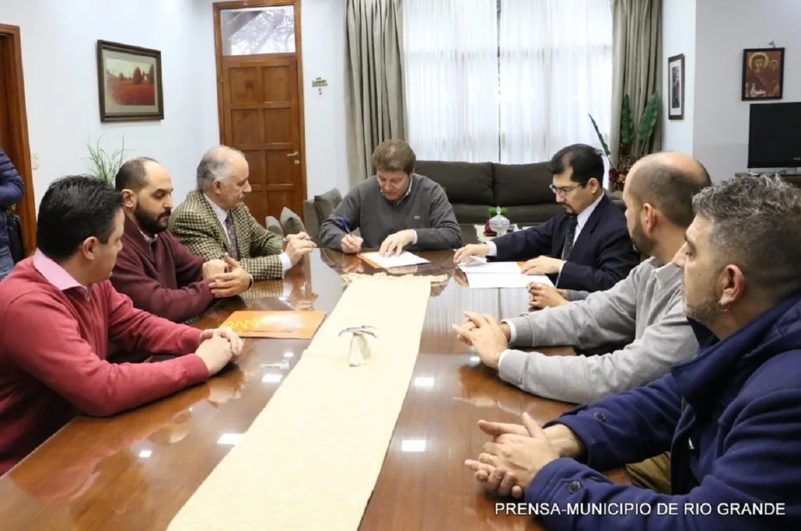 El municipio firmó convenio con el Colegio de Abogados de Río Grande