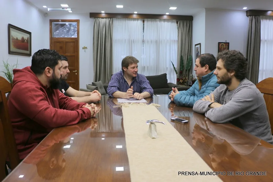 El intendente Melella recibió a integrantes del Judo local