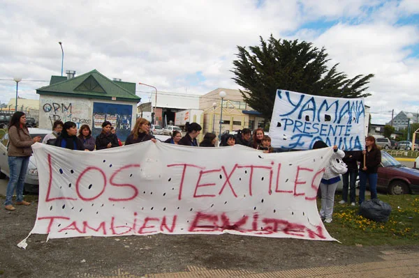 Los trabajadores protestaron airadamente por la situación de Yamana del Sur.