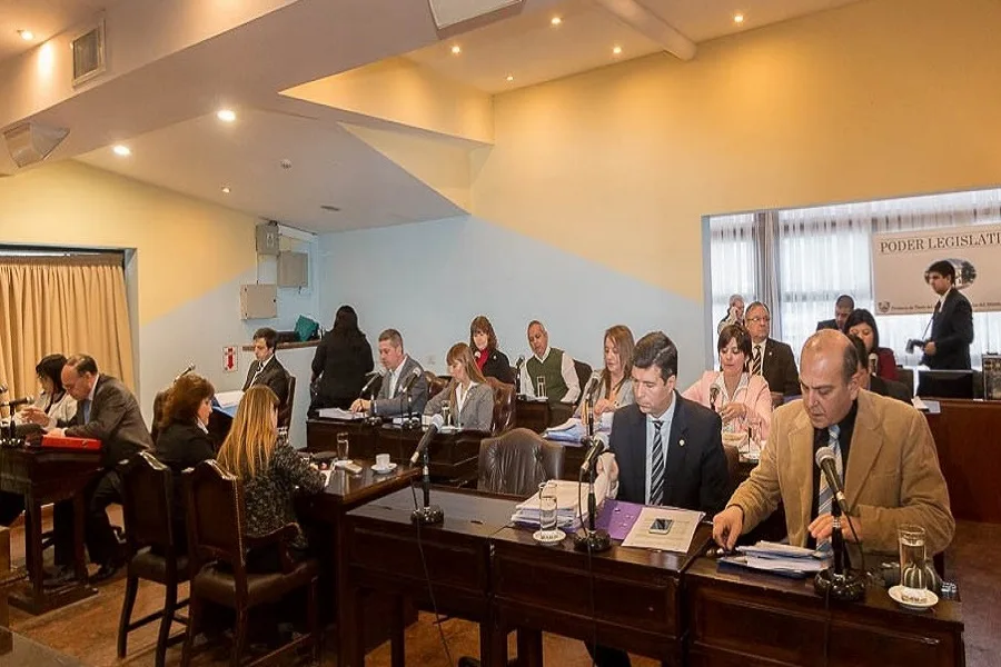El Parlamento rechazó el proyecto Provincia de Malvinas, Provincia 24
