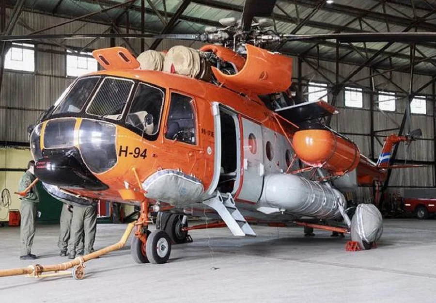 Arribaron los helicópteros que participarán de la Campaña Antártica