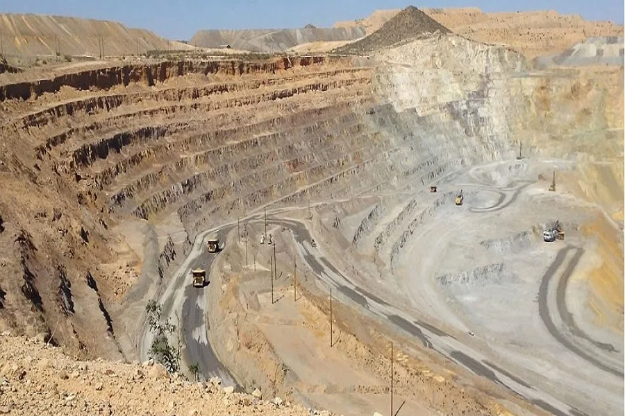 Presentarán un proyecto para entregar más de la mitad de Chubut a empresas mineras