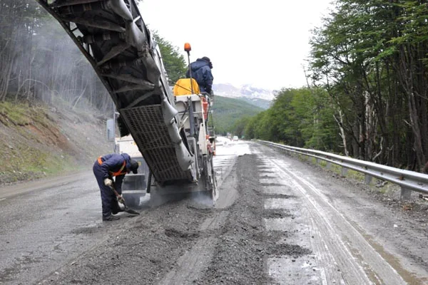 Los trabajos se realizan en el tramo entre Ushuaia y La Herradura.