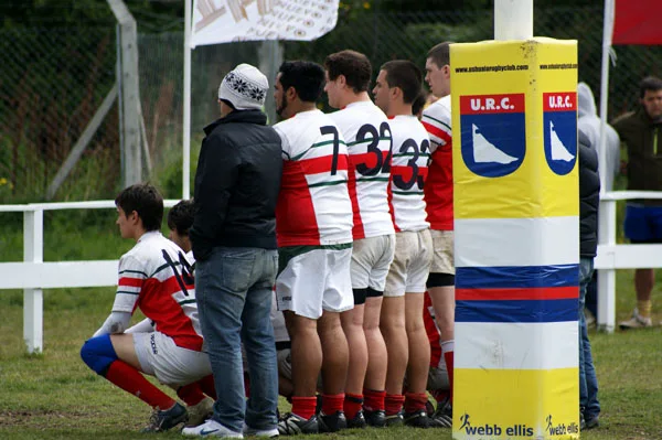 El rugby copa la capital provincial.