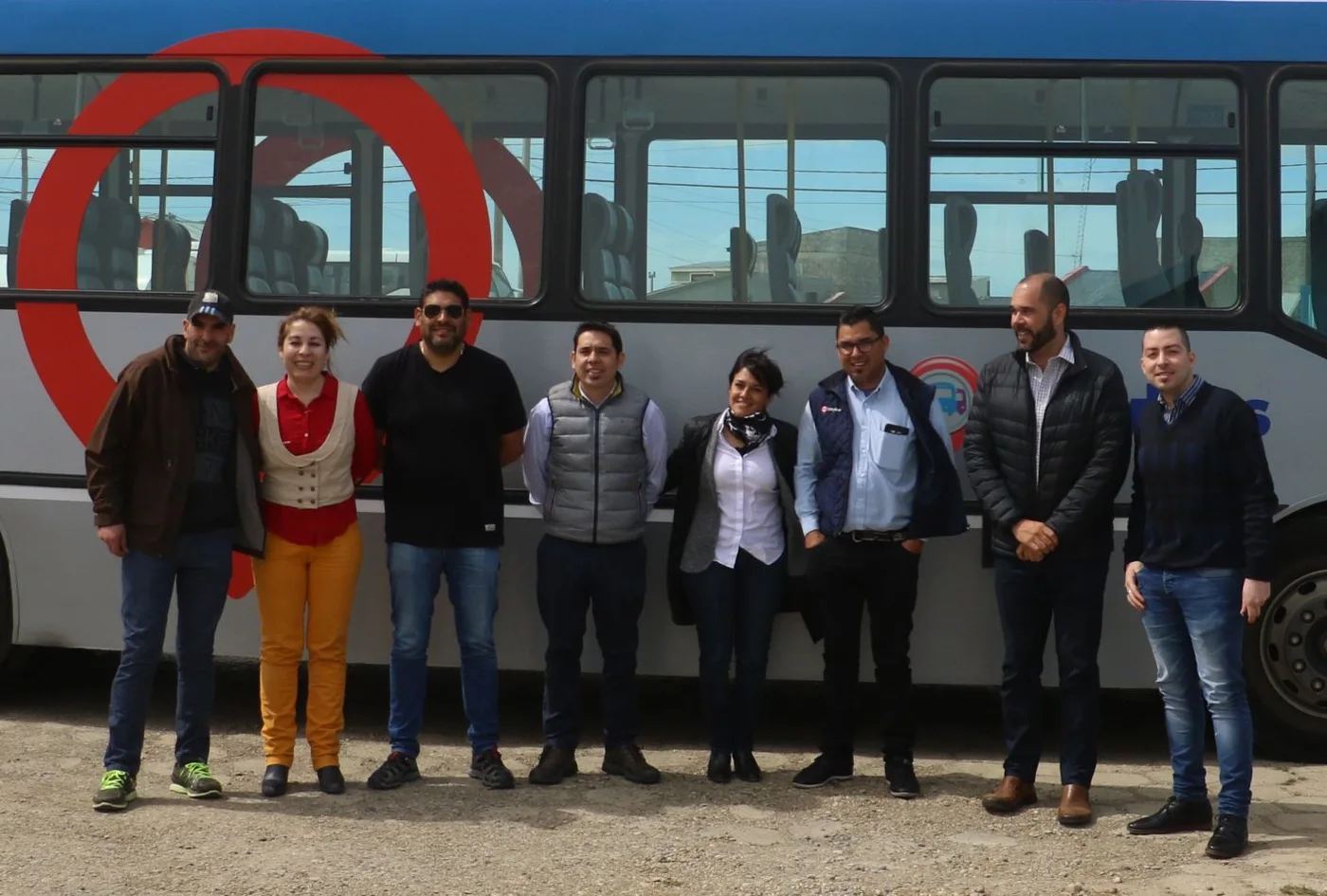 Miembros del Gabinete municipal reconocieron la heroica acción del chofer de colectivo y uno de sus pasajeros