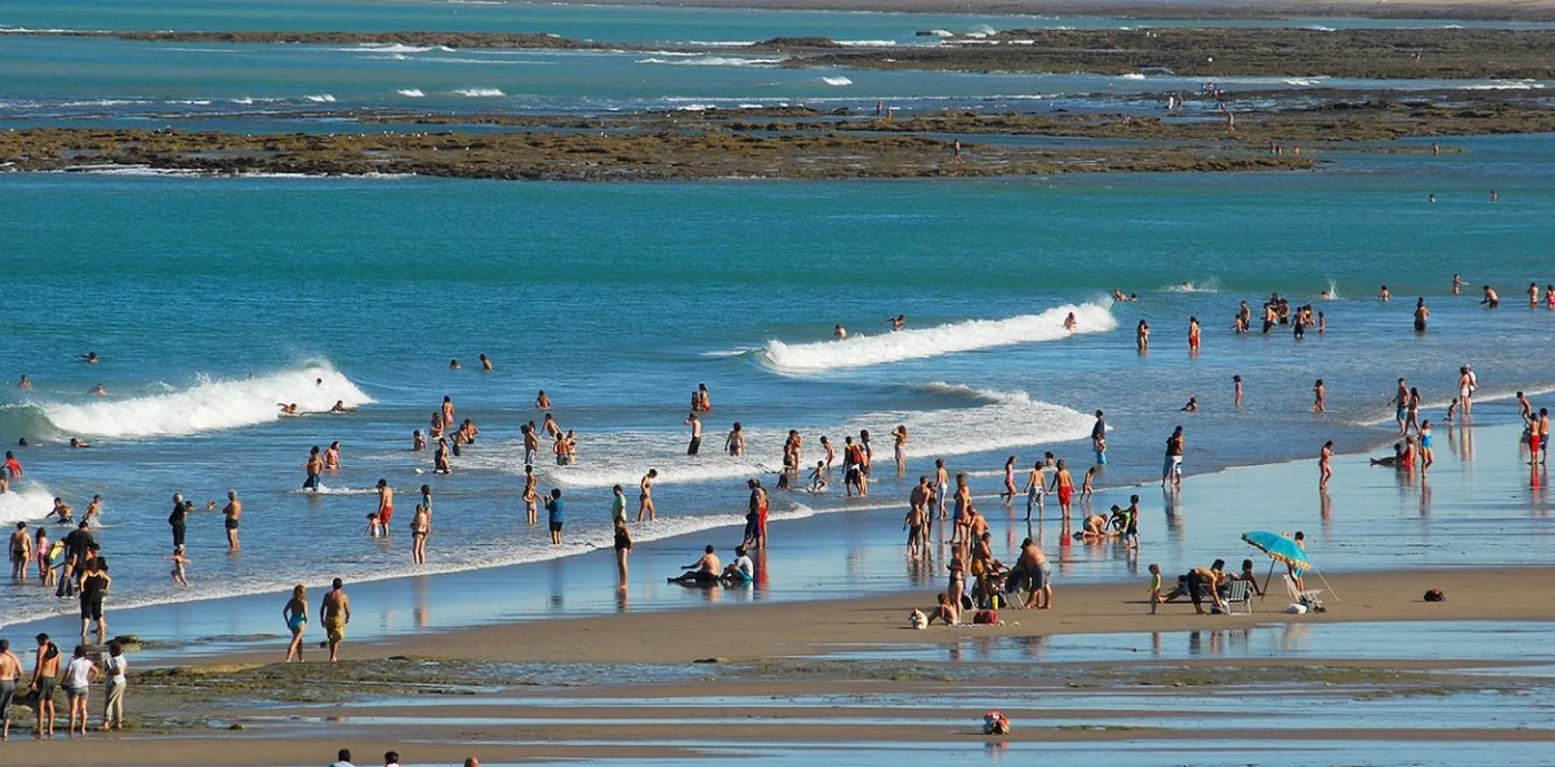 Las Grutas, la mejor playa de Argentina y la 33 en Sudamérica.