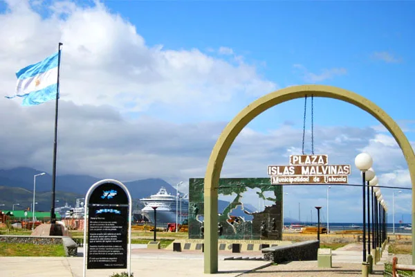 La plaza Islas Malvinas, escenario de la concentración.