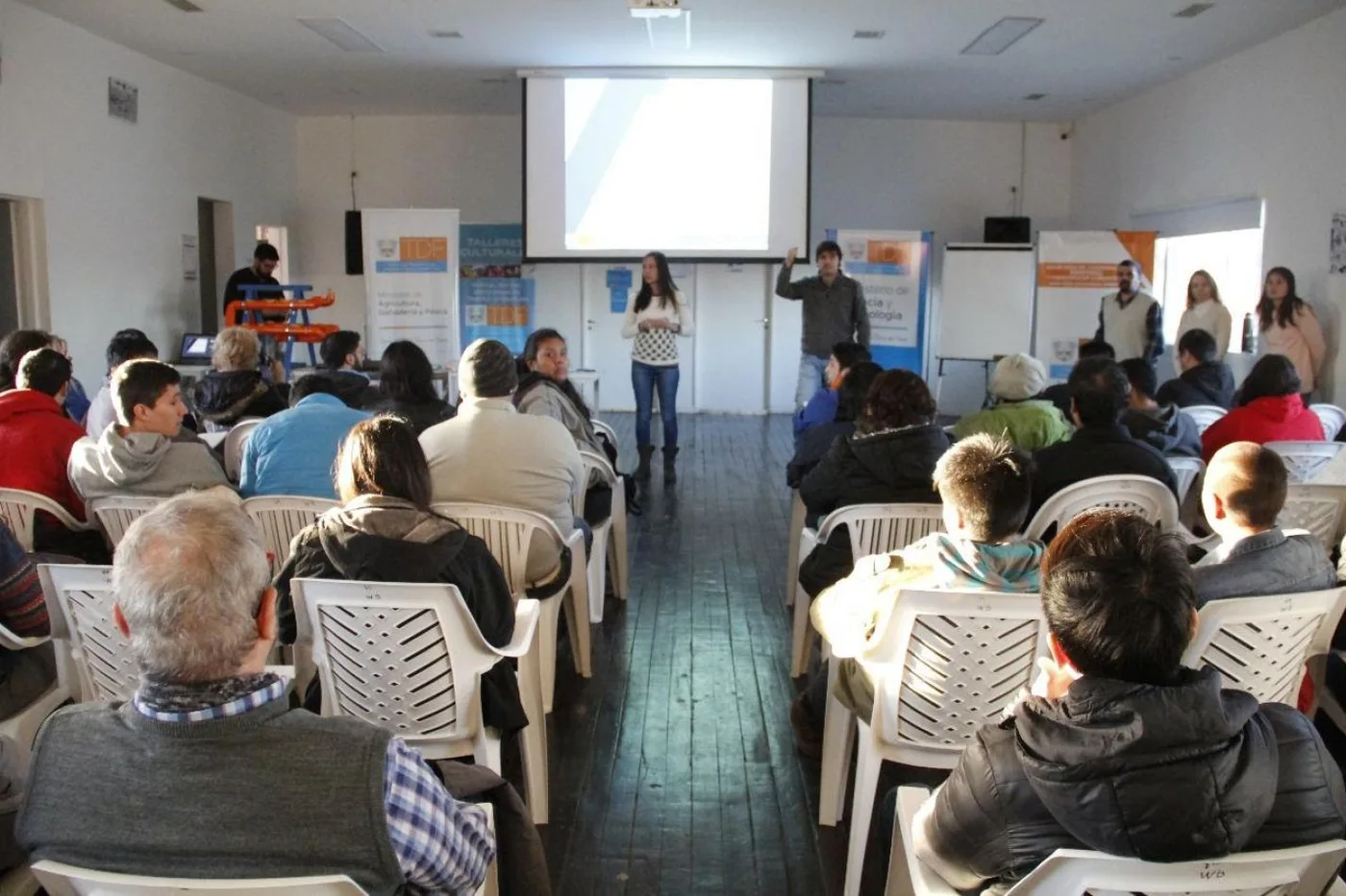 Se llevó adelante el primer Taller de Hidroponìa