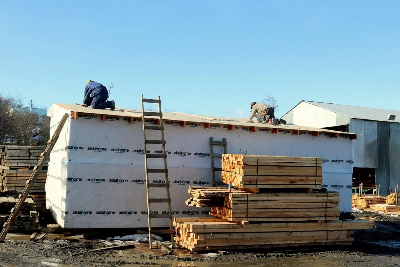 Verificaron el avance de la construcción de las viviendas de lenga