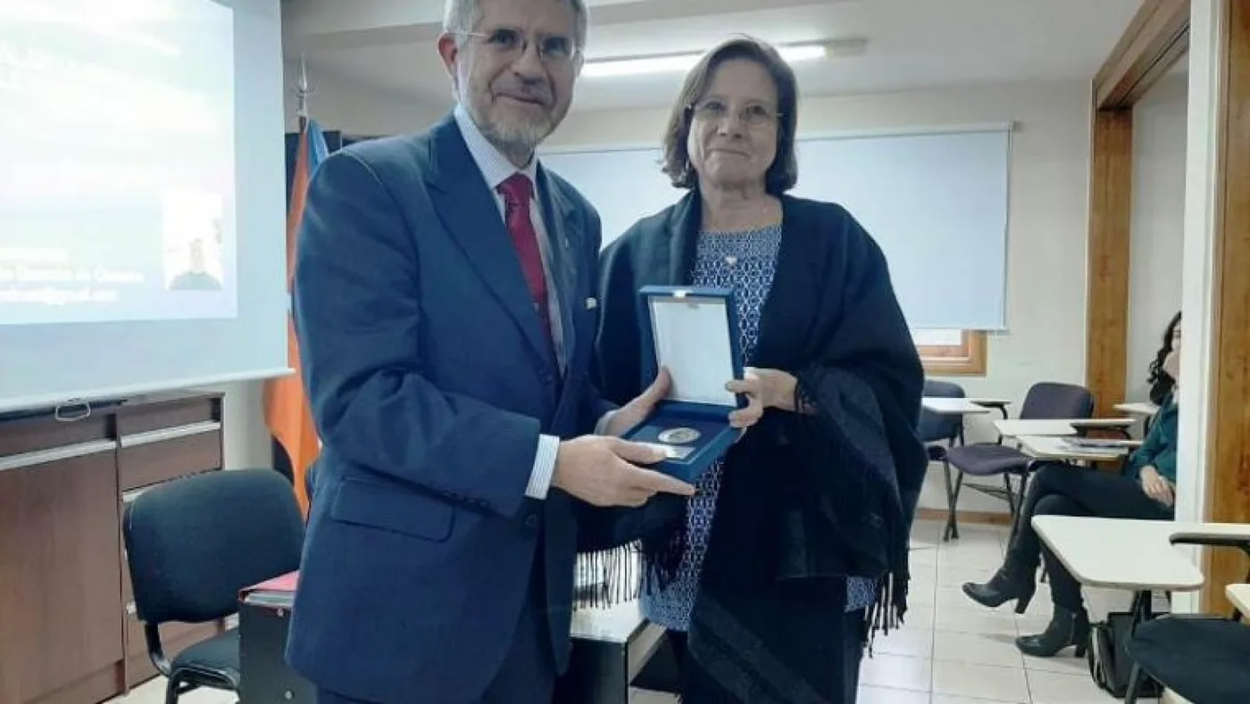 Doctor Armando S. Andruet junto a la Doctora María del Carmen Battaini.