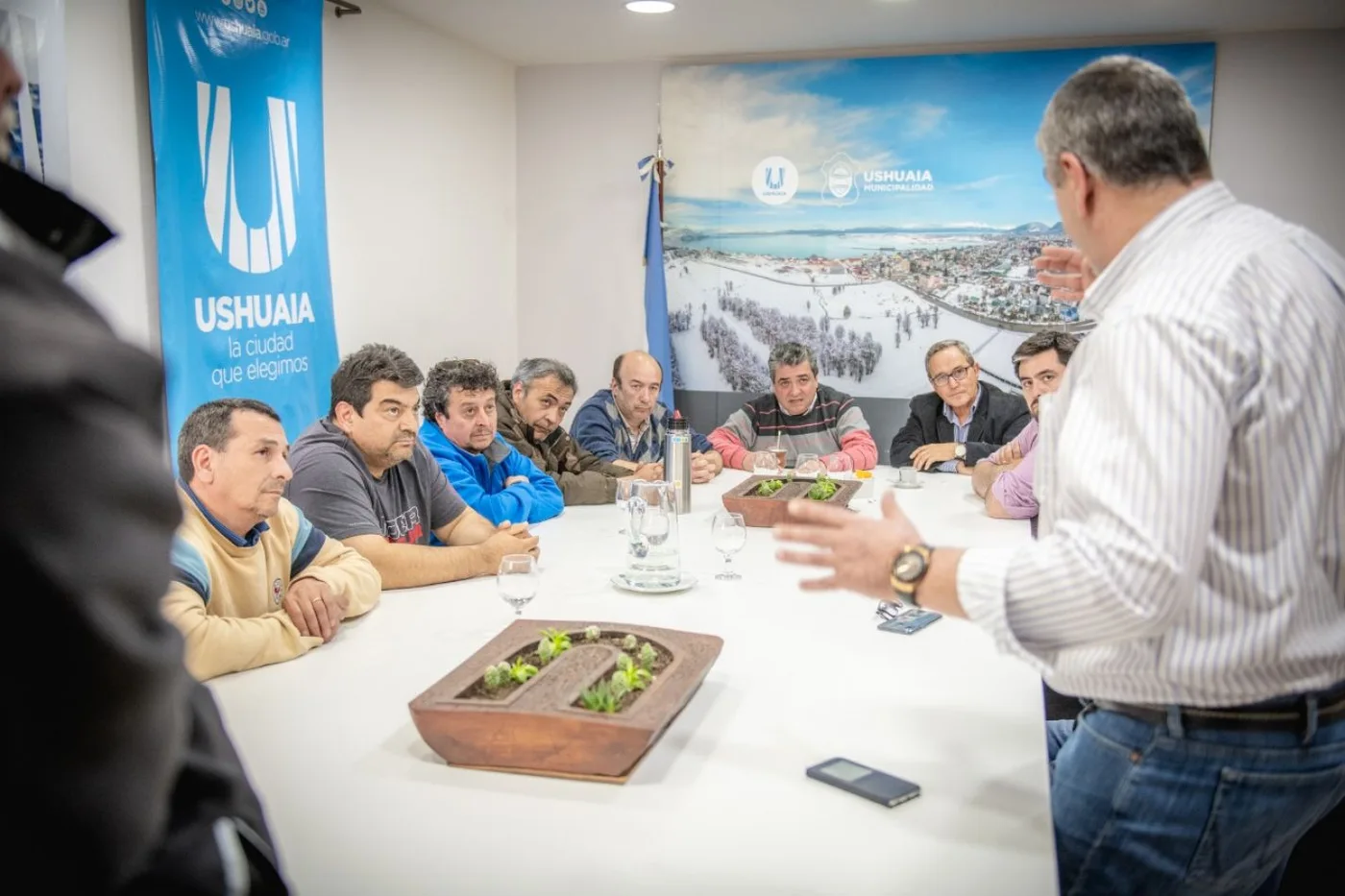 Funcionarios del Municipio se reunieron con la Asociación de Taxis