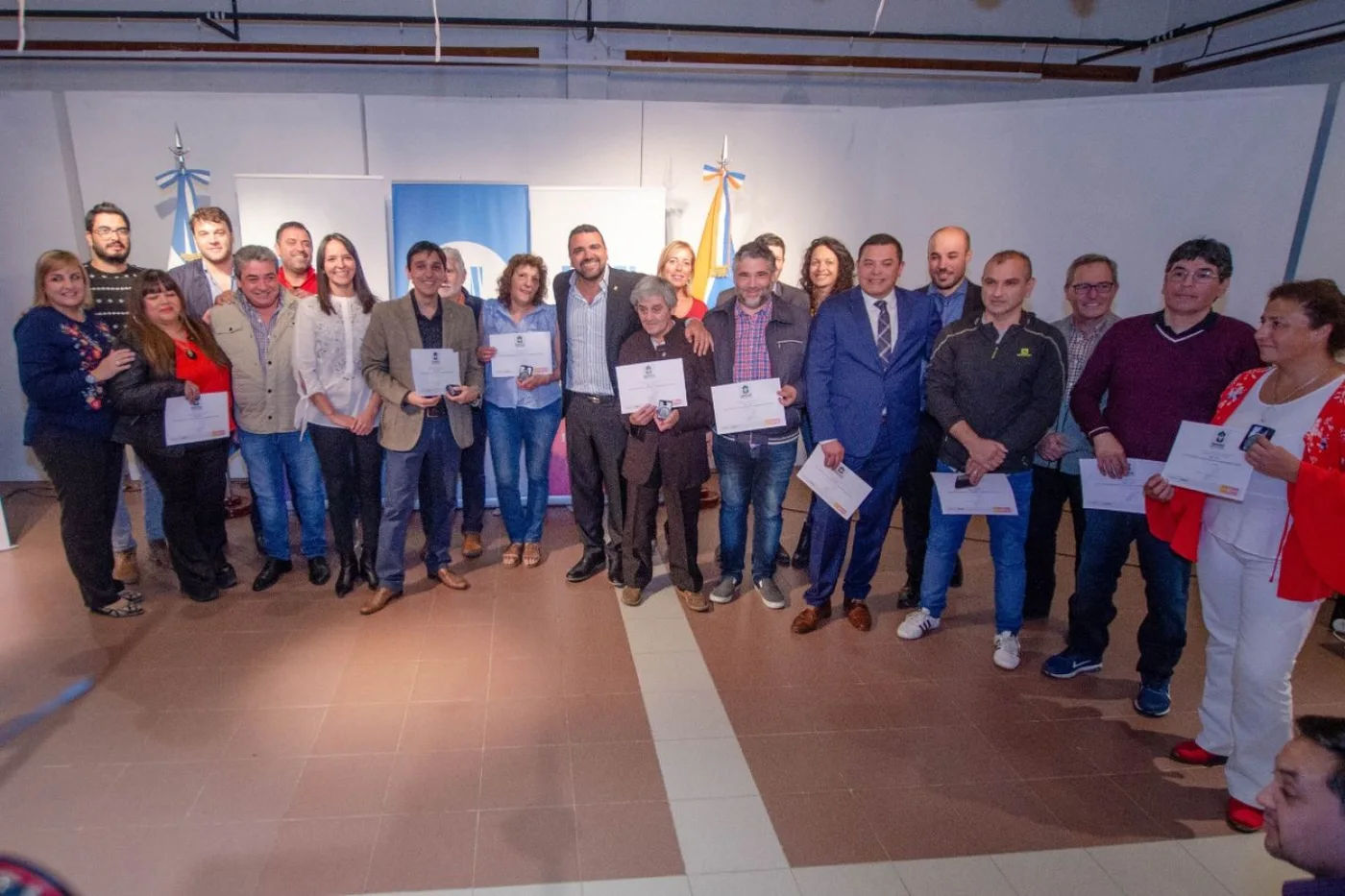 El intendente Vuoto entregó medallas a municipales con 20 y 30 años de servicio