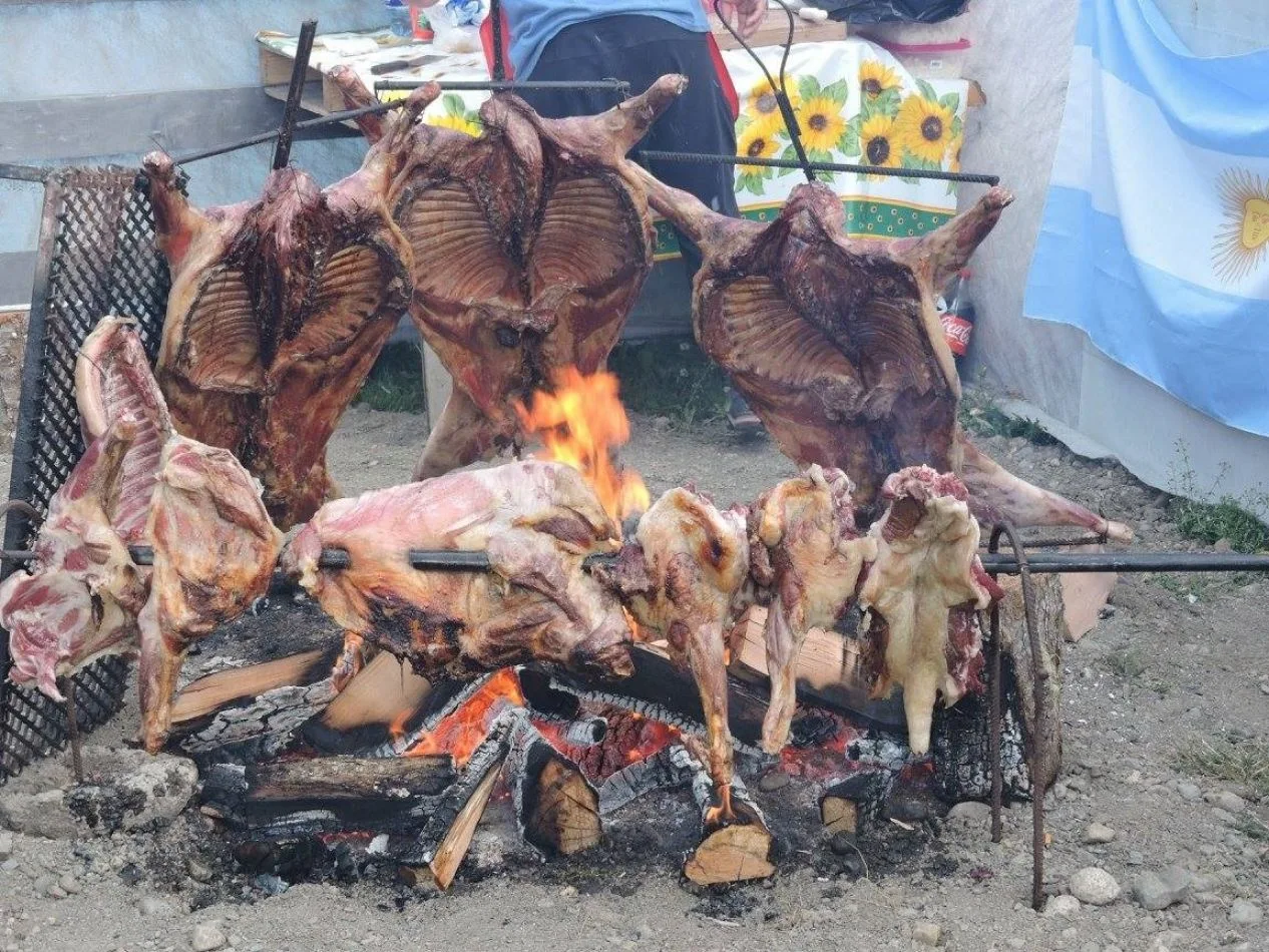 El Asado más grande de la Patagonia ya sumó 17 equipos argentinos