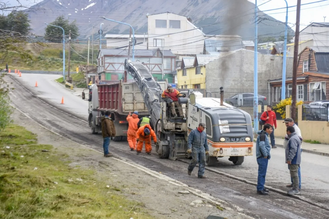 Comenzó el trabajo en las calles del B° La Cantera