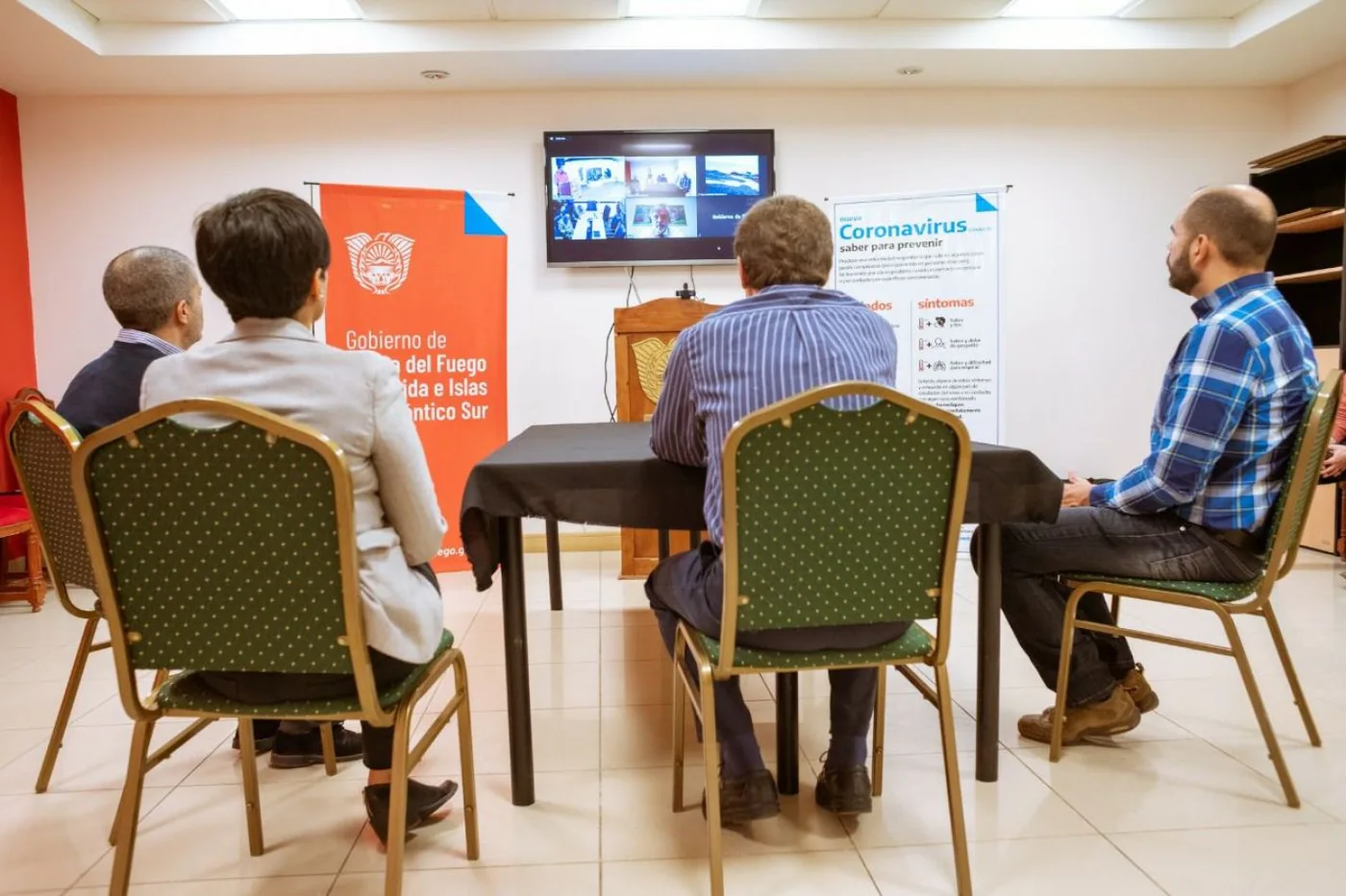 Melella acompañó por videoconferencia el acto oficial del 2 de abril que realizó la escuela N°38