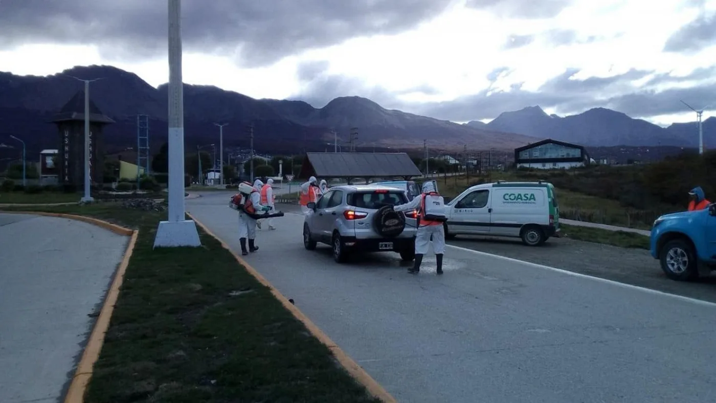 Ushuaia continúa con la desinfección de vehículos