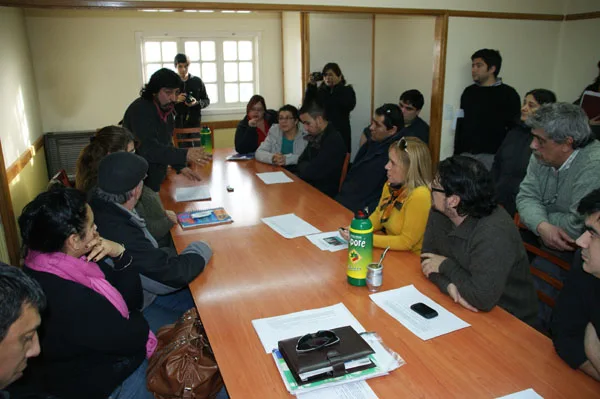 La reunión tuvo varios pasajes de vehemencia de parte de los referentes barriales.