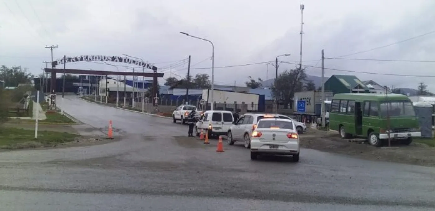 La Policía de Tolhuin, custodia todas las entradas a la ciudad