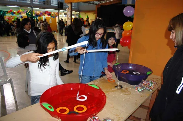 Los chico disfrutaron de una tarde con juegos, premios y mucha diversión.