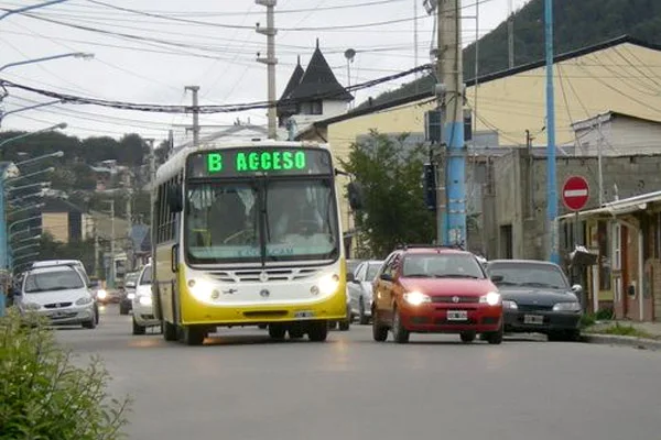 La propuesta prevé ampliar los recorridos de los colectivos en Ushuaia.