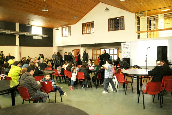 Desde mjuy temprano, la gente acompañó el festival.