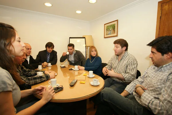 Gustavo Melella, durante el contacto los ediles de Río Grande.