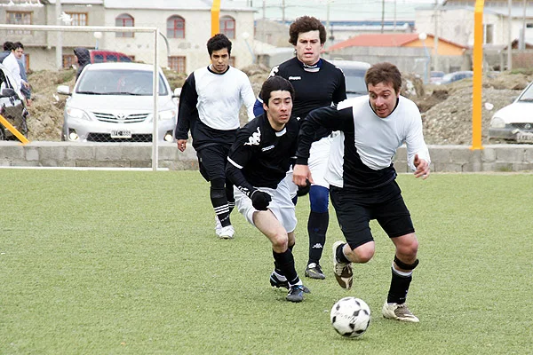 25 de Mayo jugó un gran partido y se ilusiona con el ascenso.