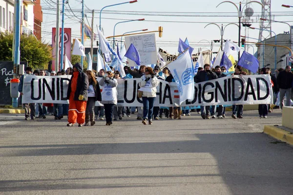 Los trabajadores estatales podrían volver a las calles en señal de protesta.