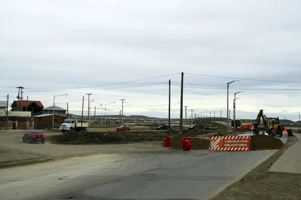 Mientras dure la obra, el tránsito se desvía por el barrio AGP.