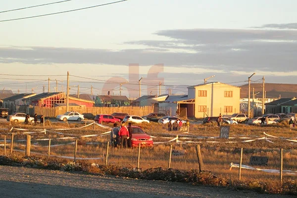 Los usurpadores lotearon los terrenos en cuestión de minutos.