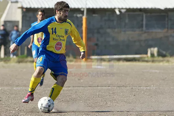 Horacio Bugurrarena, la figura del xeneize gracias a sus dos goles.