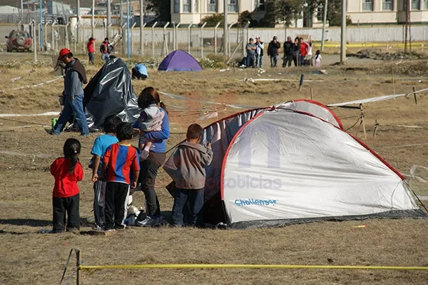 Los usurpadores no quieren sufrir más el rechazo de gran parte de la comunidad.