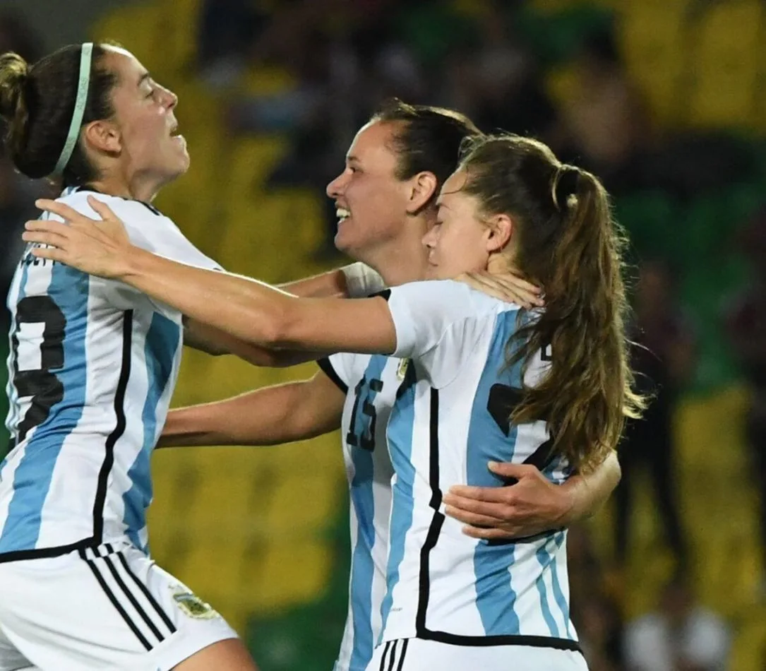 La selección argentina femenina se impuso ante Nueva Zelanda por 2 a 0