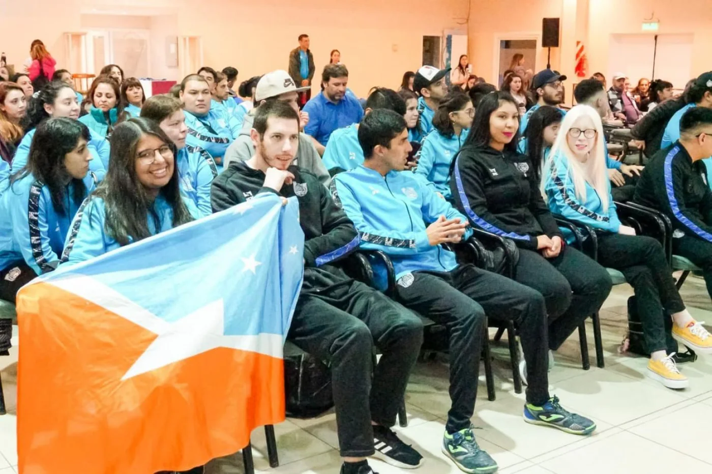 Seleccionados de Tierra del Fuego que a partir del próximo martes competirán en los Juegos Binacionales ParaAraucanía .