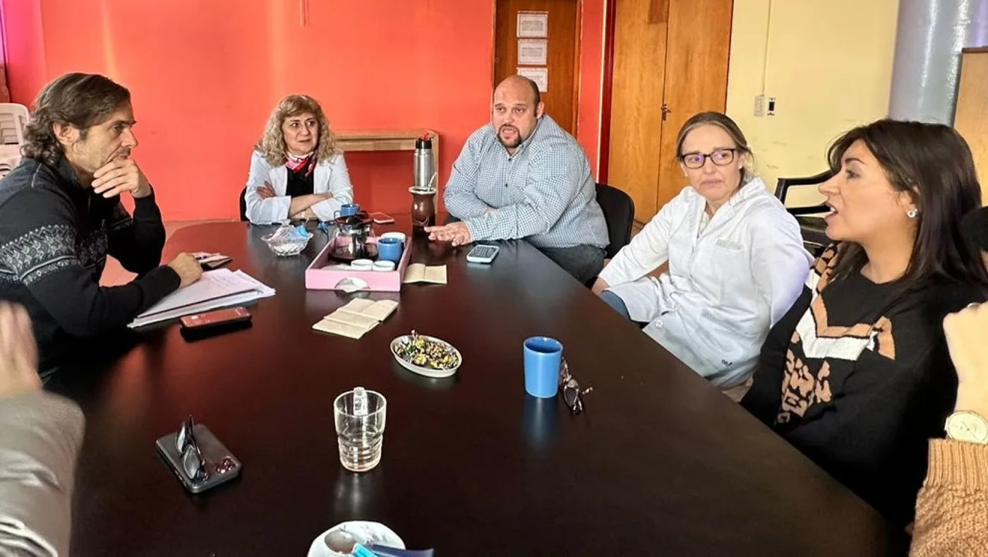 Legislador propone programa de arraigo para médicos en Tierra del Fuego