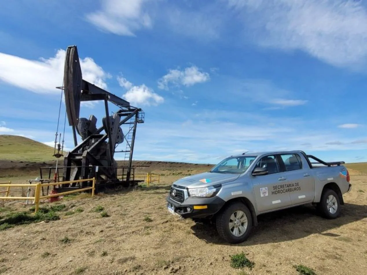 Comienza una nueva exploración de gas y petróleo en Santa Cruz que podría beneficiar a Tierra del Fuego.