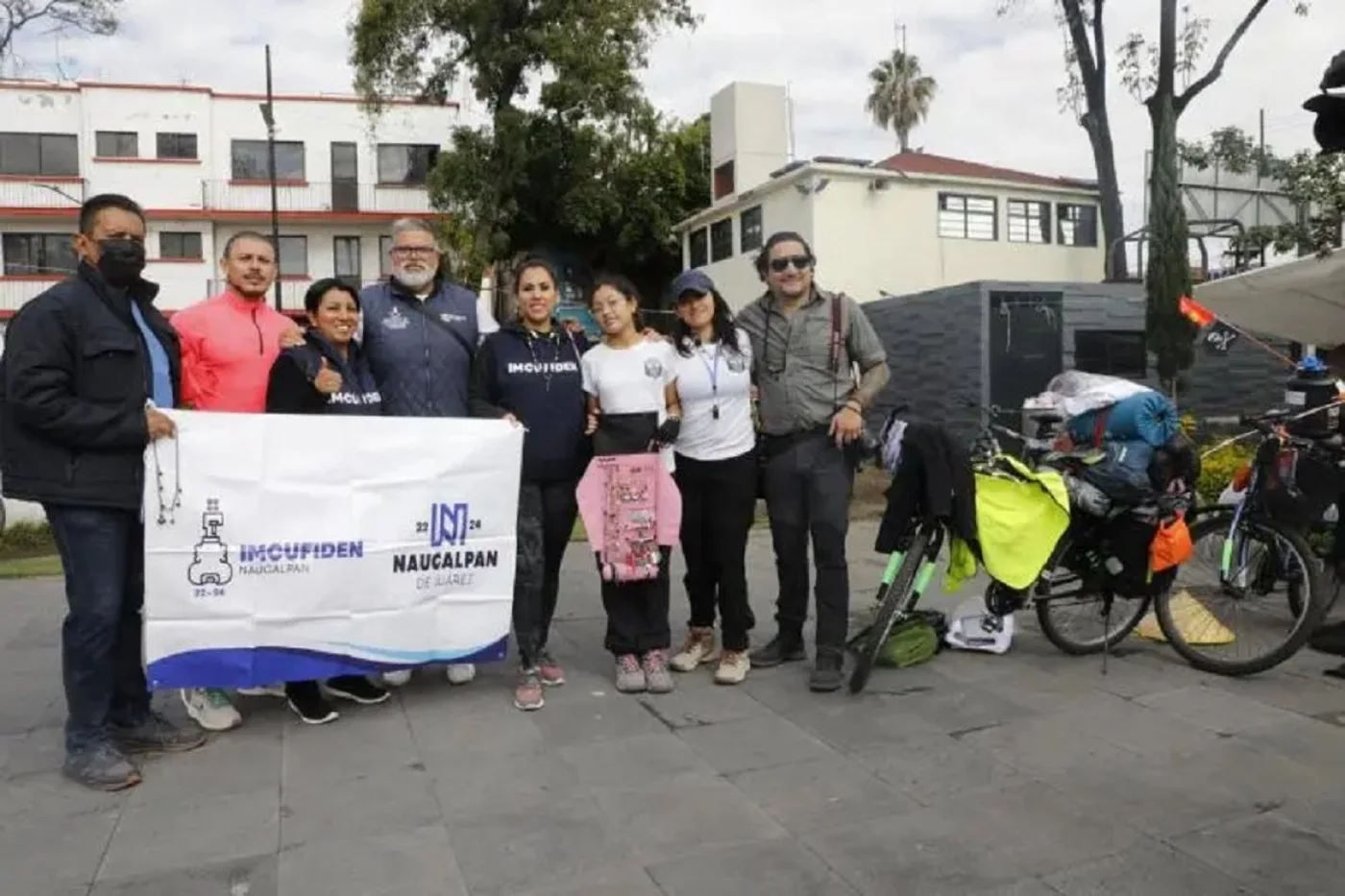 Familia dejó todo y viaja desde México hacia Tierra del Fuego en bicicleta