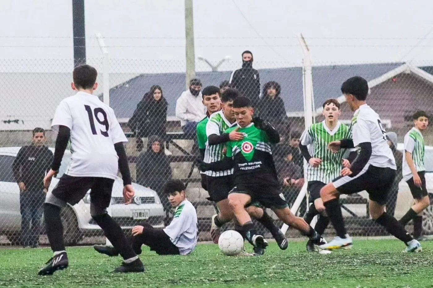 Luz y Fuerza y Club Güemes  representarán a Tierra del Fuego en los Juegos Nacionales de Evita.