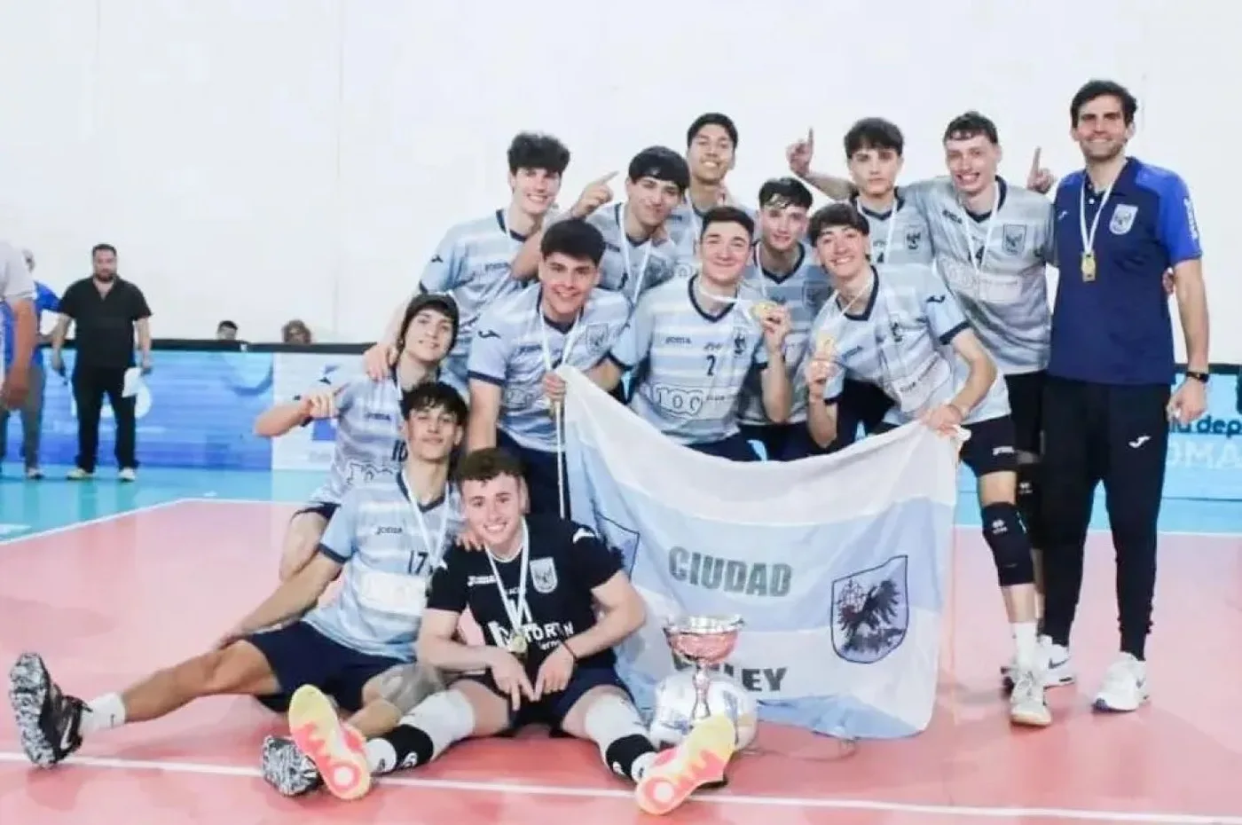 José Cejas campeón de la Copa Argentina Sub-18 con Ciudad Vóley.